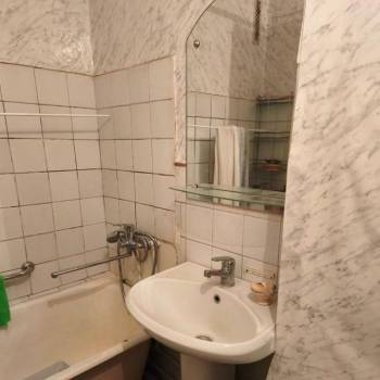 Продается 1-комнатная квартира, 32 м²