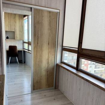 Продается Многокомнатная квартира, 102 м²