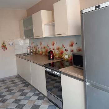 Сдается 1-комнатная квартира, 49 м²