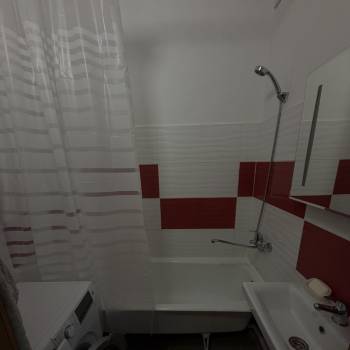 Сдается 2-х комнатная квартира, 58 м²