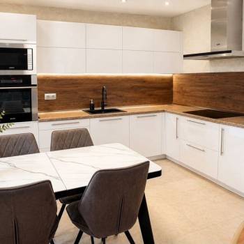 Сдается 2-х комнатная квартира, 94 м²