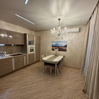 Сдается Многокомнатная квартира, 74 м²