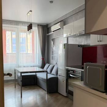 Сдается 1-комнатная квартира, 44 м²