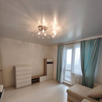 Сдается 1-комнатная квартира, 40 м²