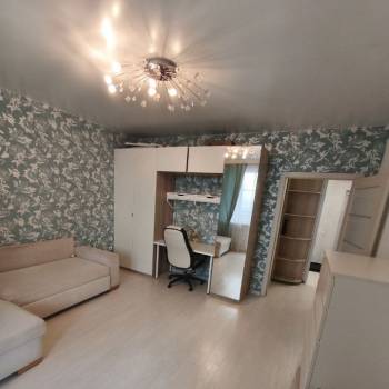 Сдается 1-комнатная квартира, 40 м²