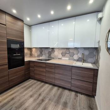Продается 2-х комнатная квартира, 62 м²