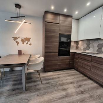 Продается 2-х комнатная квартира, 62 м²