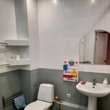 Сдается 1-комнатная квартира, 40 м²