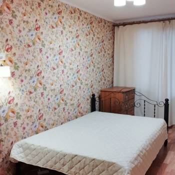 Сдается Многокомнатная квартира, 60 м²