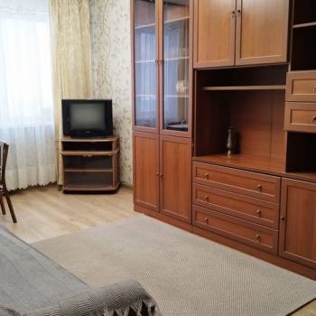 Сдается Многокомнатная квартира, 60 м²