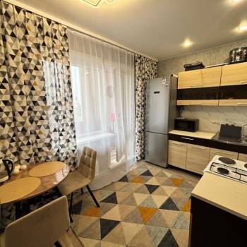 Продается 1-комнатная квартира, 33 м²