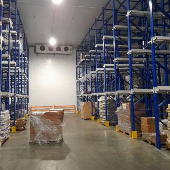Сдается Нежилое помещение, 300 м²