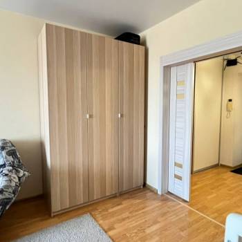 Сдается 1-комнатная квартира, 49,4 м²