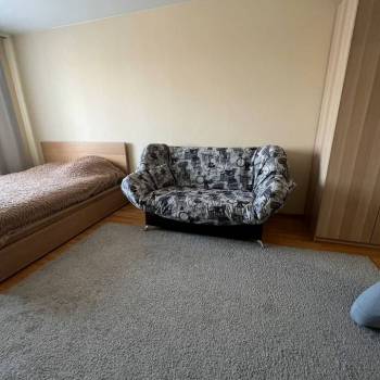 Сдается 1-комнатная квартира, 49,4 м²