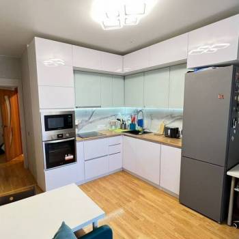 Сдается 1-комнатная квартира, 49,4 м²
