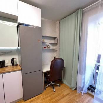 Сдается 1-комнатная квартира, 49,4 м²