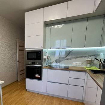 Сдается 1-комнатная квартира, 49,4 м²
