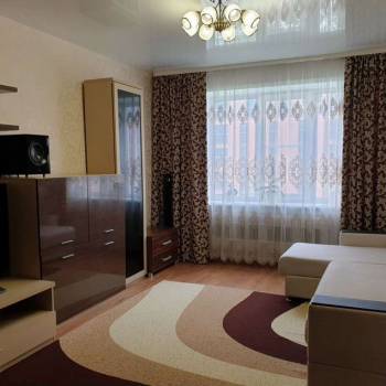 Сдается Многокомнатная квартира, 65 м²