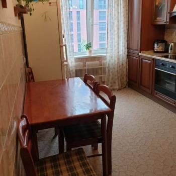 Сдается Многокомнатная квартира, 65 м²