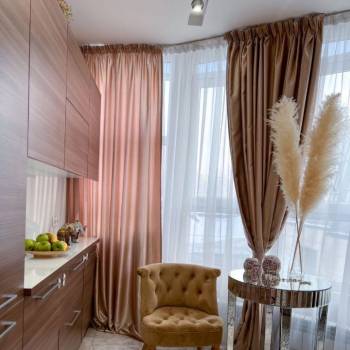 Продается 1-комнатная квартира, 100 м²