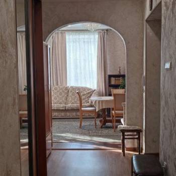 Продается Многокомнатная квартира, 120 м²