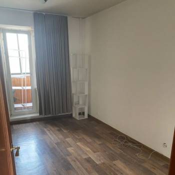 Сдается Многокомнатная квартира, 80 м²