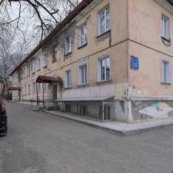 Продается 1-комнатная квартира, 32 м²