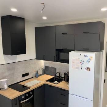 Продается 1-комнатная квартира, 32 м²