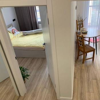 Продается 1-комнатная квартира, 32 м²