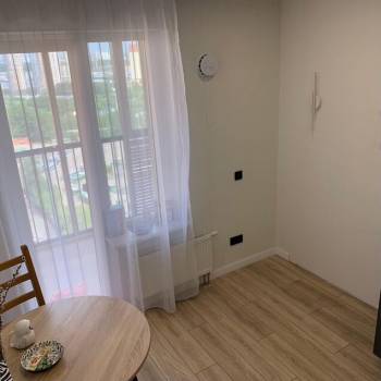 Продается 1-комнатная квартира, 32 м²