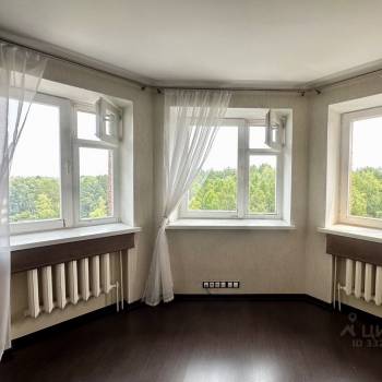 Сдается 1-комнатная квартира, 60 м²