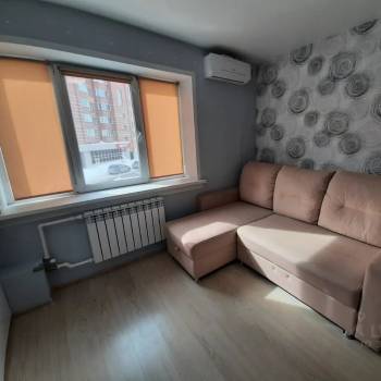 Продается 1-комнатная квартира, 38 м²