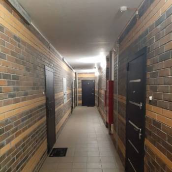 Продается 1-комнатная квартира, 38 м²