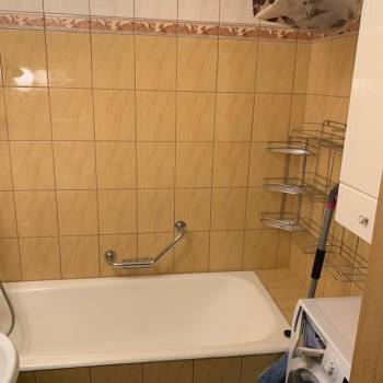 Сдается Многокомнатная квартира, 60 м²