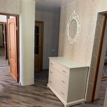 Сдается Многокомнатная квартира, 60 м²