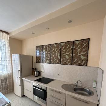 Сдается 2-х комнатная квартира, 61 м²