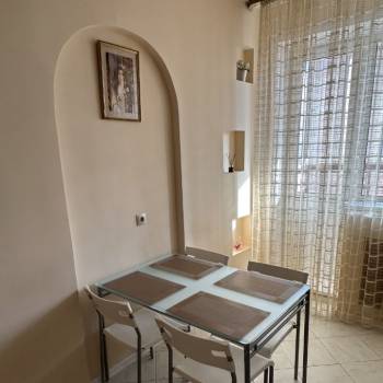 Сдается 2-х комнатная квартира, 61 м²