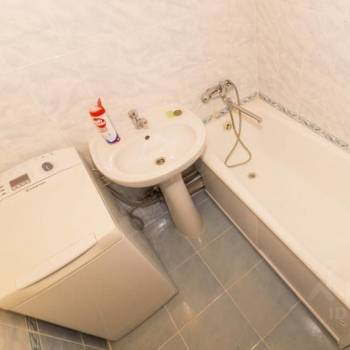 Сдается Многокомнатная квартира, 70 м²