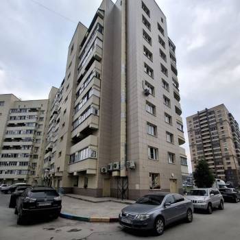 Продается 1-комнатная квартира, 35 м²