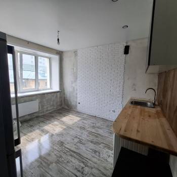 Продается 1-комнатная квартира, 35 м²