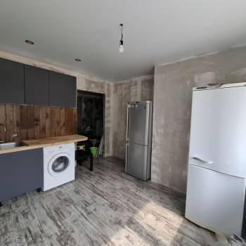 Продается 1-комнатная квартира, 35 м²