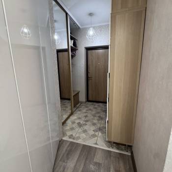 Продается 1-комнатная квартира, 42,4 м²