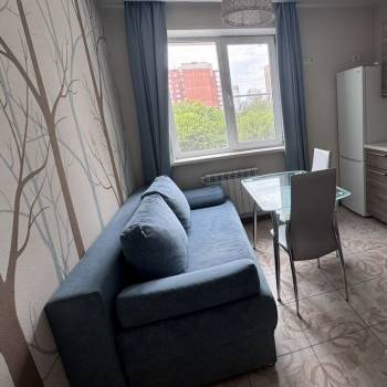 Продается 1-комнатная квартира, 42,4 м²