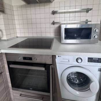 Продается 1-комнатная квартира, 42,4 м²