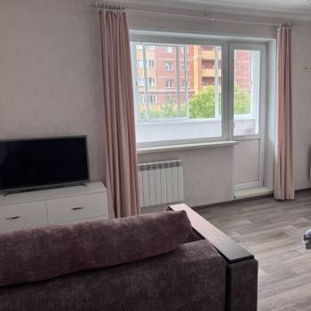 Продается 1-комнатная квартира, 42,4 м²