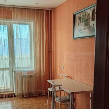 Сдается 2-х комнатная квартира, 68 м²