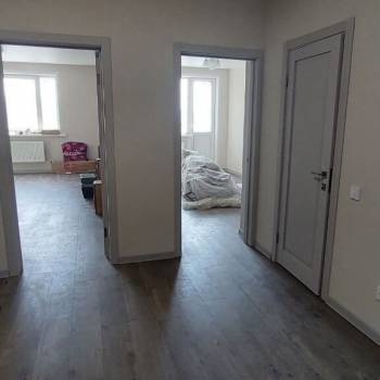 Продается 1-комнатная квартира, 58 м²