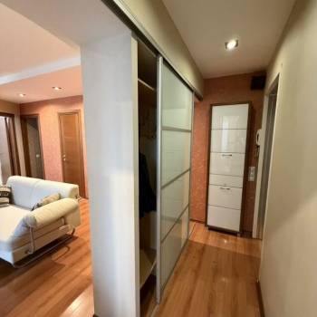 Сдается Многокомнатная квартира, 80 м²