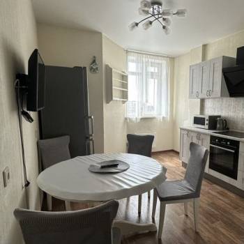Сдается 2-х комнатная квартира, 69,7 м²