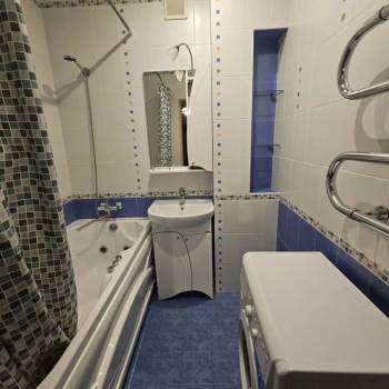 Сдается 2-х комнатная квартира, 60 м²